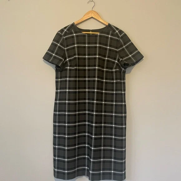 Banana Republic Olive Green Plaid Shift Dress Short Sleeve Pockets - Picture 2 of 5